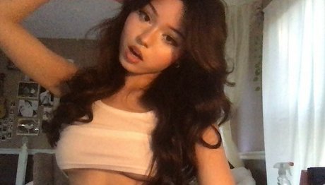 Sohanna Ricci star du porno nue photo