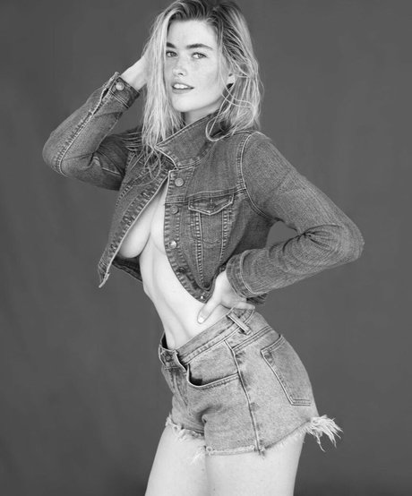 Carlie Whalen actrice de nus image