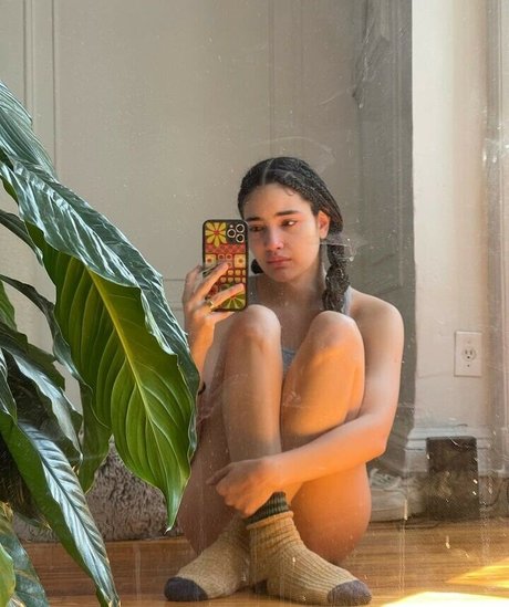 Teo Marcella modèle hd image