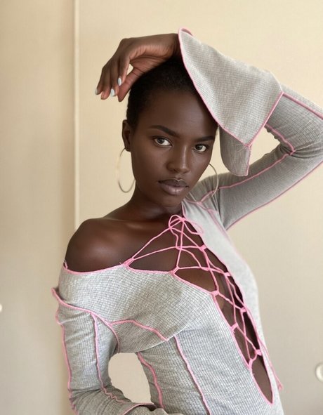 nyashyyy étoile sexy img