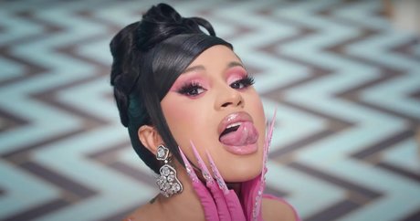 ébène courbée onlyfans haute qualité parfait images