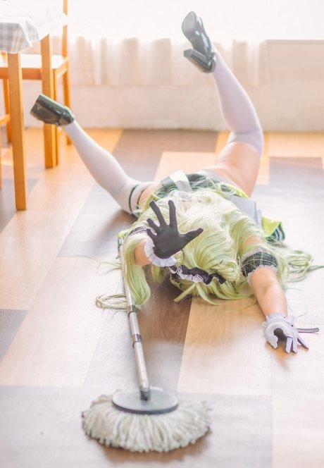 Saaya cosplay xxx star du porno galerie