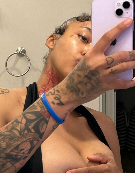 foreignasian actrice parfaite image