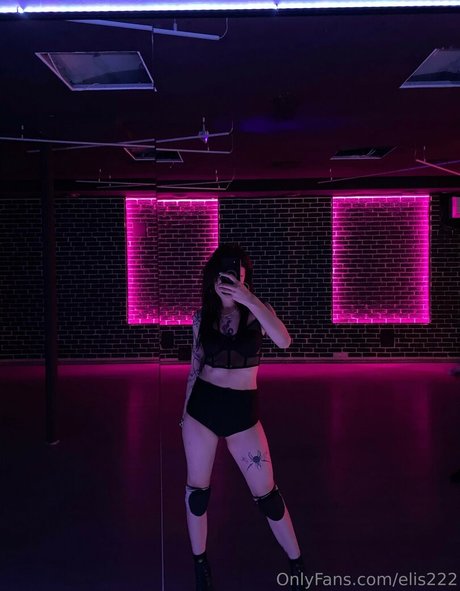 Elis222 étoile nue photo