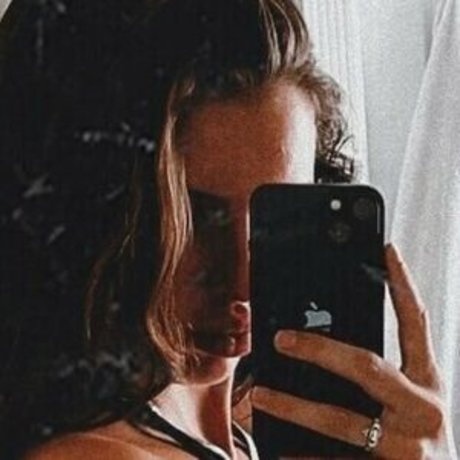 jolie pipe onlyfans pornographique nu img