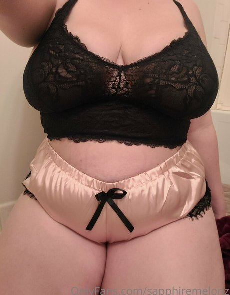 sapphiremelonz modèle exclusif des photos