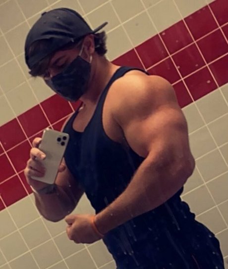 jamietylerflex modèle nu images