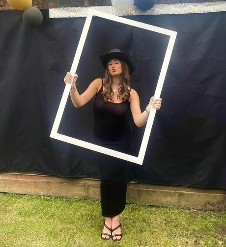 Sydney Etherington modèle artistique images