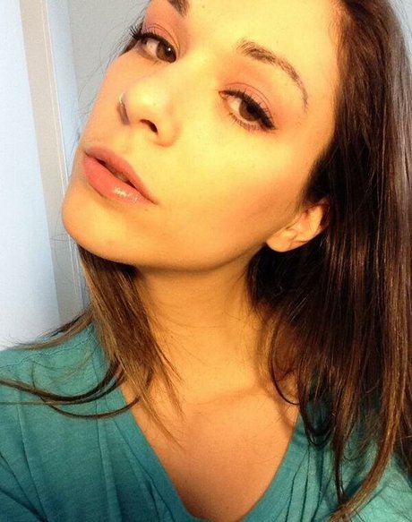 adrienneadora étoile galeries