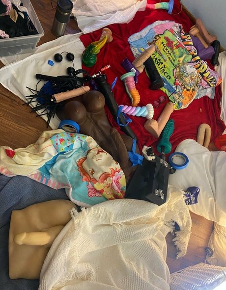 lilrosiedoll modèle exclusif img