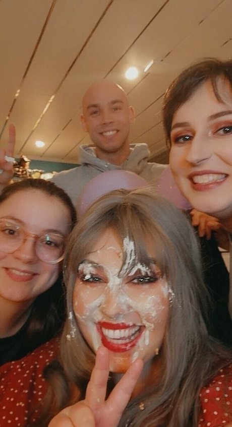 Multifluffyness meilleure actrice img