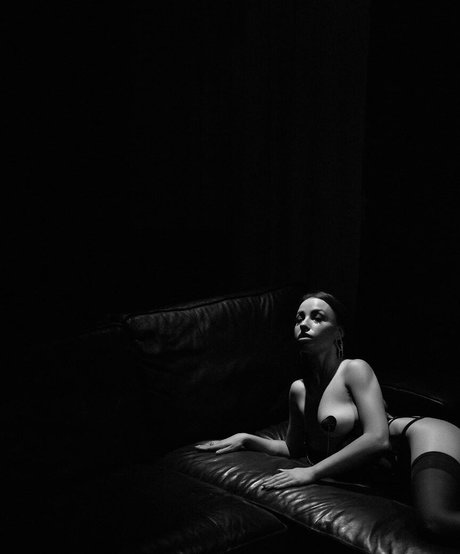 Eleonora Nedova star du porno gratuit photos