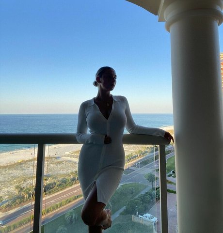 Abbey Wilson jolie étoile archive