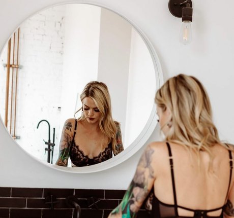 20 ans seulementfans haute qualité sympa photos