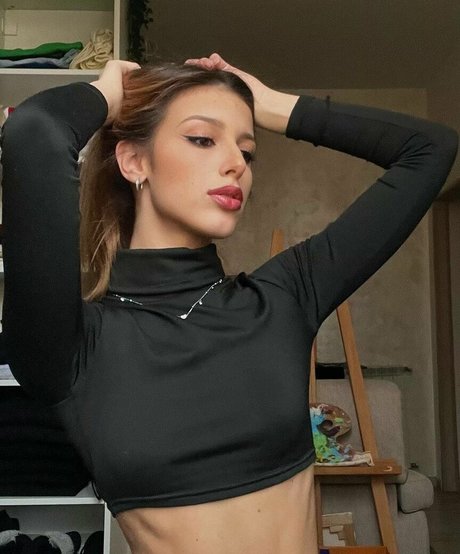 Klea Brahimi étoile xxx image