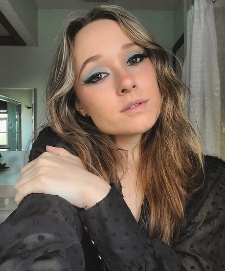 AmyKay ASMR star du sexe archive