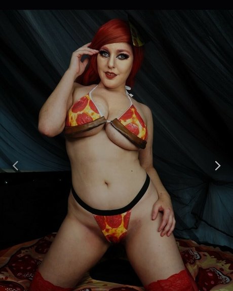 LisaLouWho modèle xxx collection