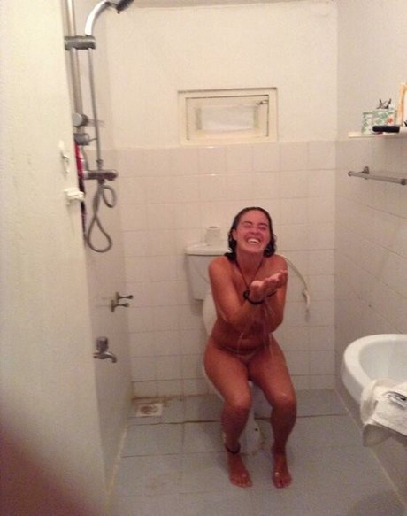 Bridget Phetasy beau modèle images