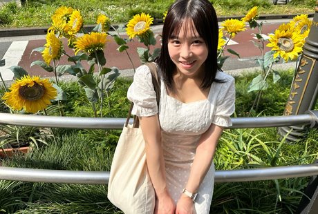 Nano Manamo jolie star du porno galerie