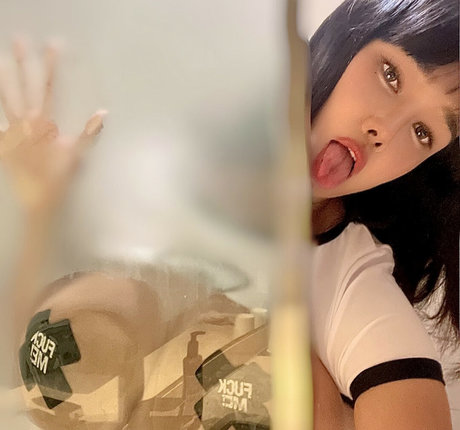 SSusu Kang 0624 actrice galerie