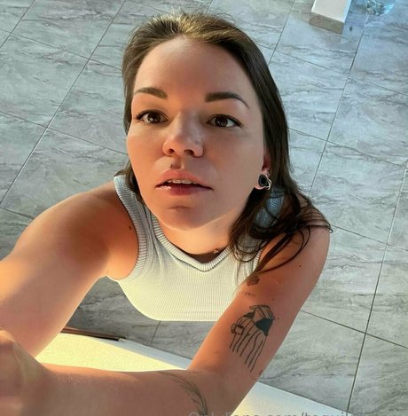 asa akiraa modèle joli photo