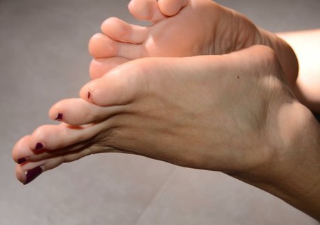 feetandmore66 actrice libre des photos