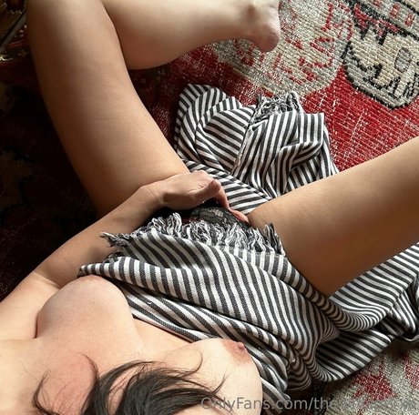 thewhisperxo étoile nue archive