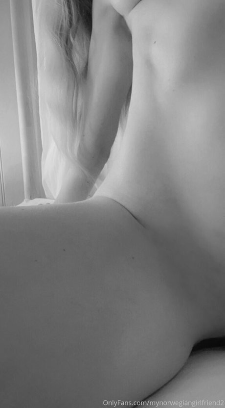 mynorwegiangirlfriend2 modèle artistique photo