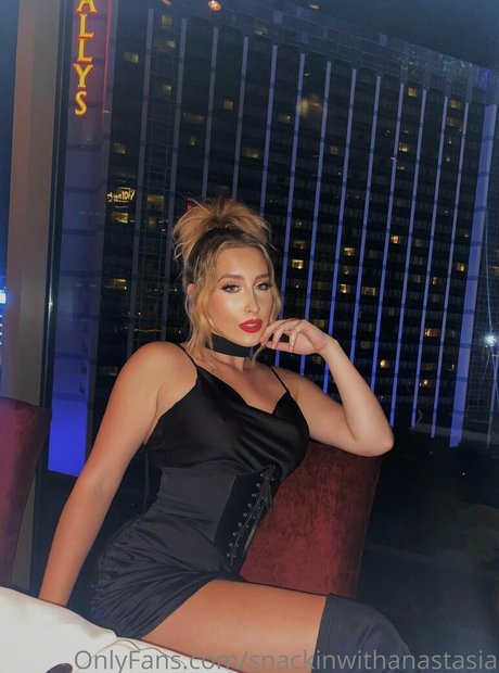 snackinwithanastasia étoile de l'art des photos