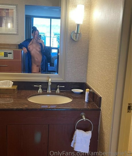 ambermarie52 star du porno adulte image