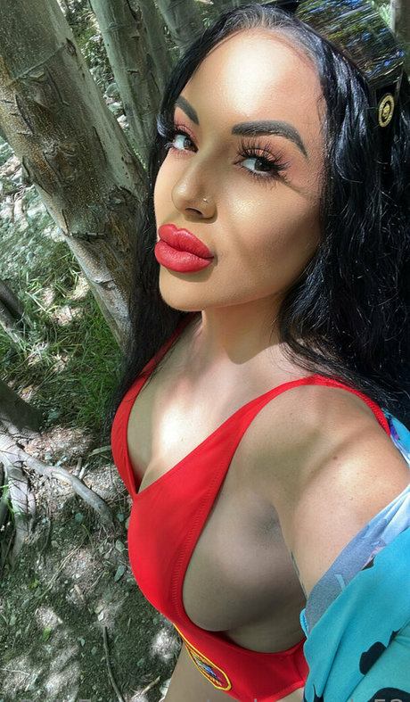 ambermarie52 modèle magnifique archive