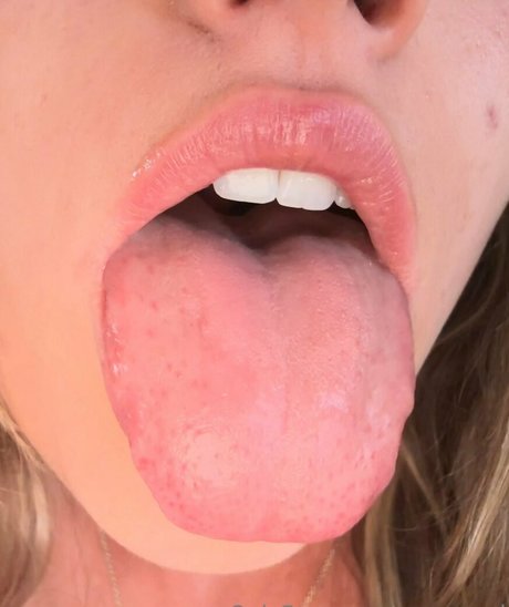 asmrcarol belle actrice collection