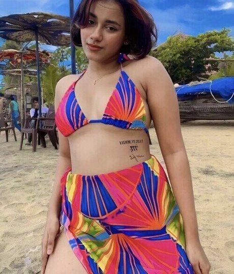 Senorita Sara art modèle galeries