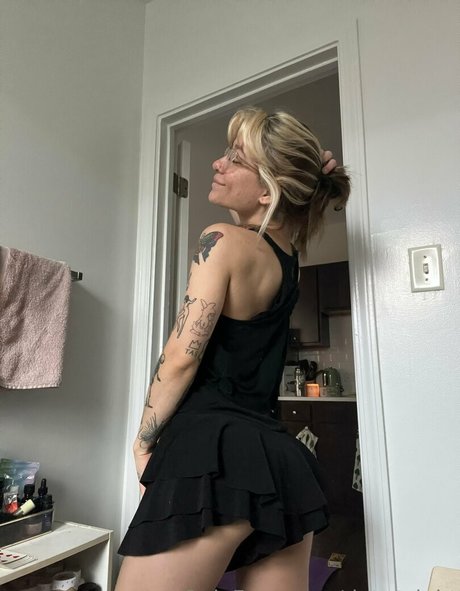 data night actrice exclusive des photos