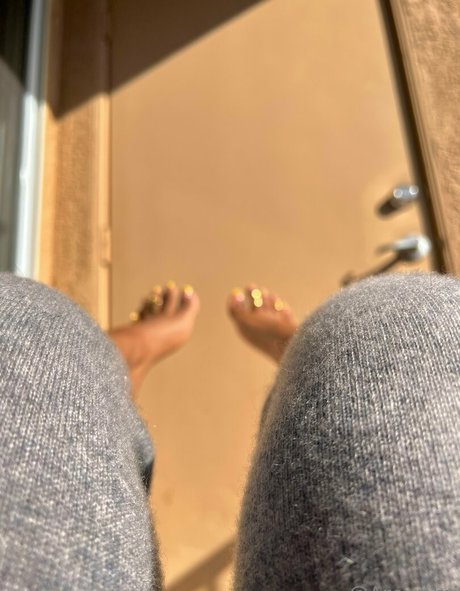 areiyami modèle chaud galerie