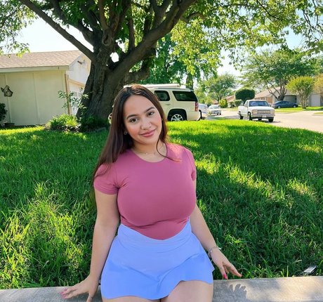 Ellie Johnston modèle sexy collection