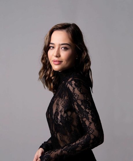 Bella Piero star du porno xxx images