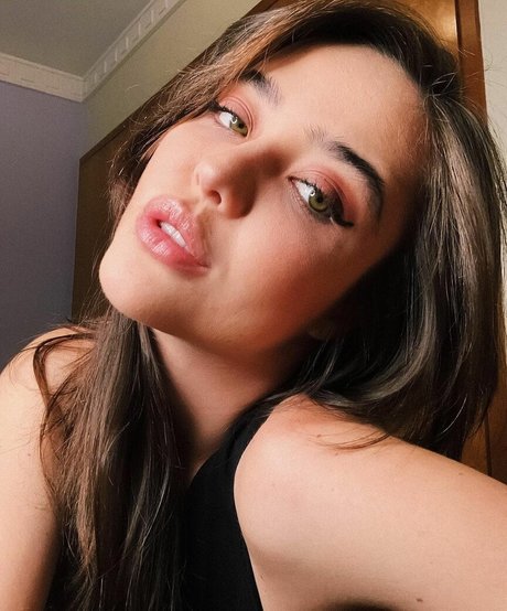 Bella Piero art modèle photos