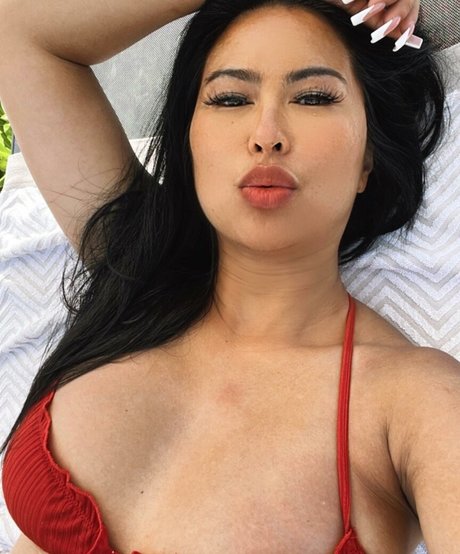 Only One Elisa star du sexe collection