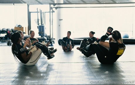 angieoverkill art modèle image