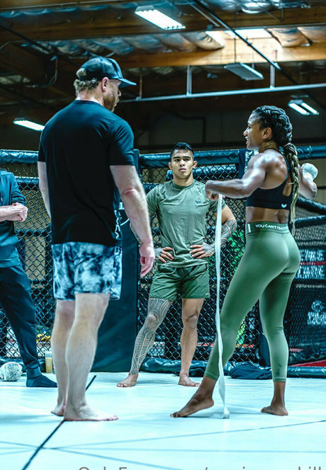 angieoverkill actrice parfaite archive