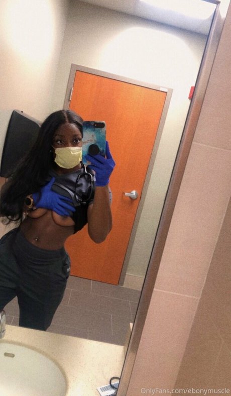 ebonymuscle modèle parfait archive