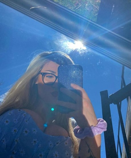 aisselles poilues onlyfans chaud parfait img