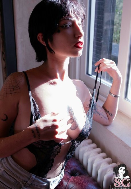 Glacialuz actrice pornographique image