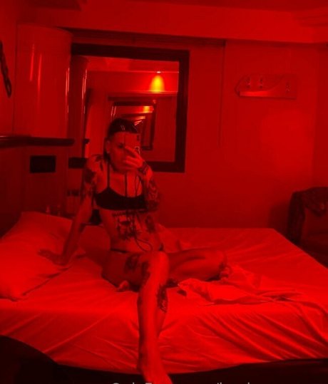 baabyqueenn nus star du porno photos