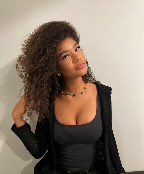 bronzage uniquementfans nu gratuit galeries