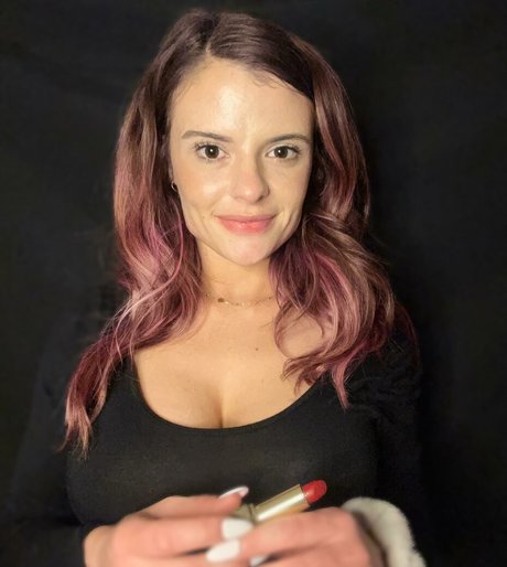 casual lies art modèle archive