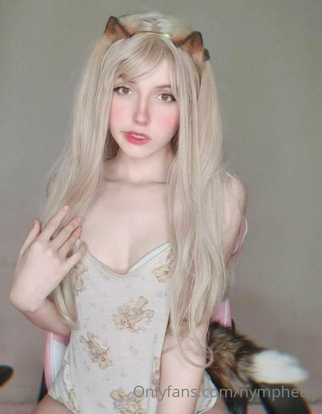 nymphetty mannequin photos