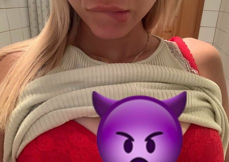 julianawantsromeo art modèle galeries