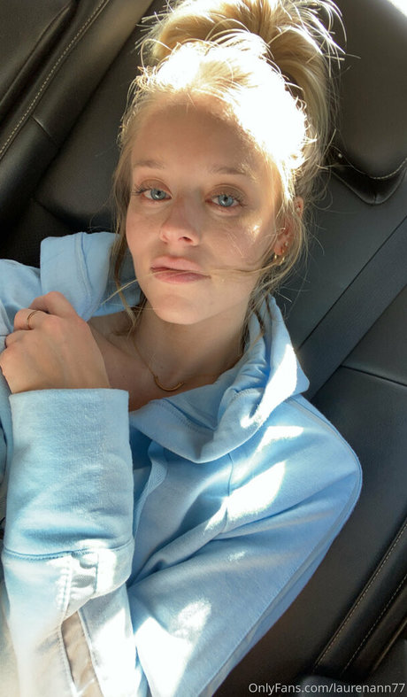 laurenann77 modèle porno photos